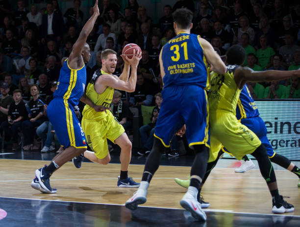 本在战术上 本在战术上