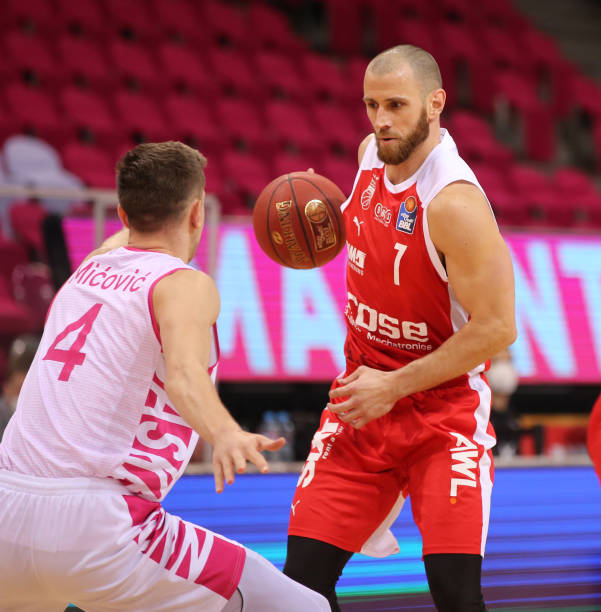 中国选手仍 中国选手仍